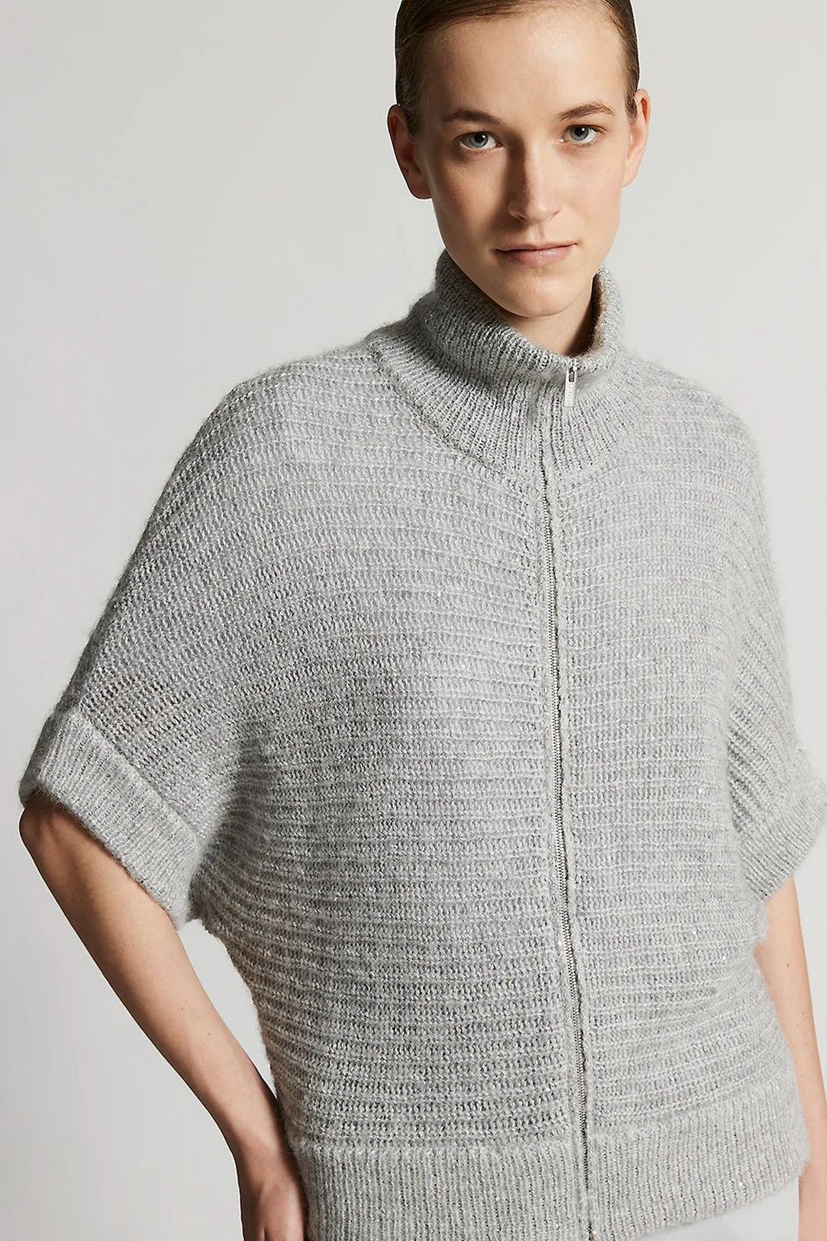 Peserico - A99352F03 - Gillet capemodel met rits - silver salt