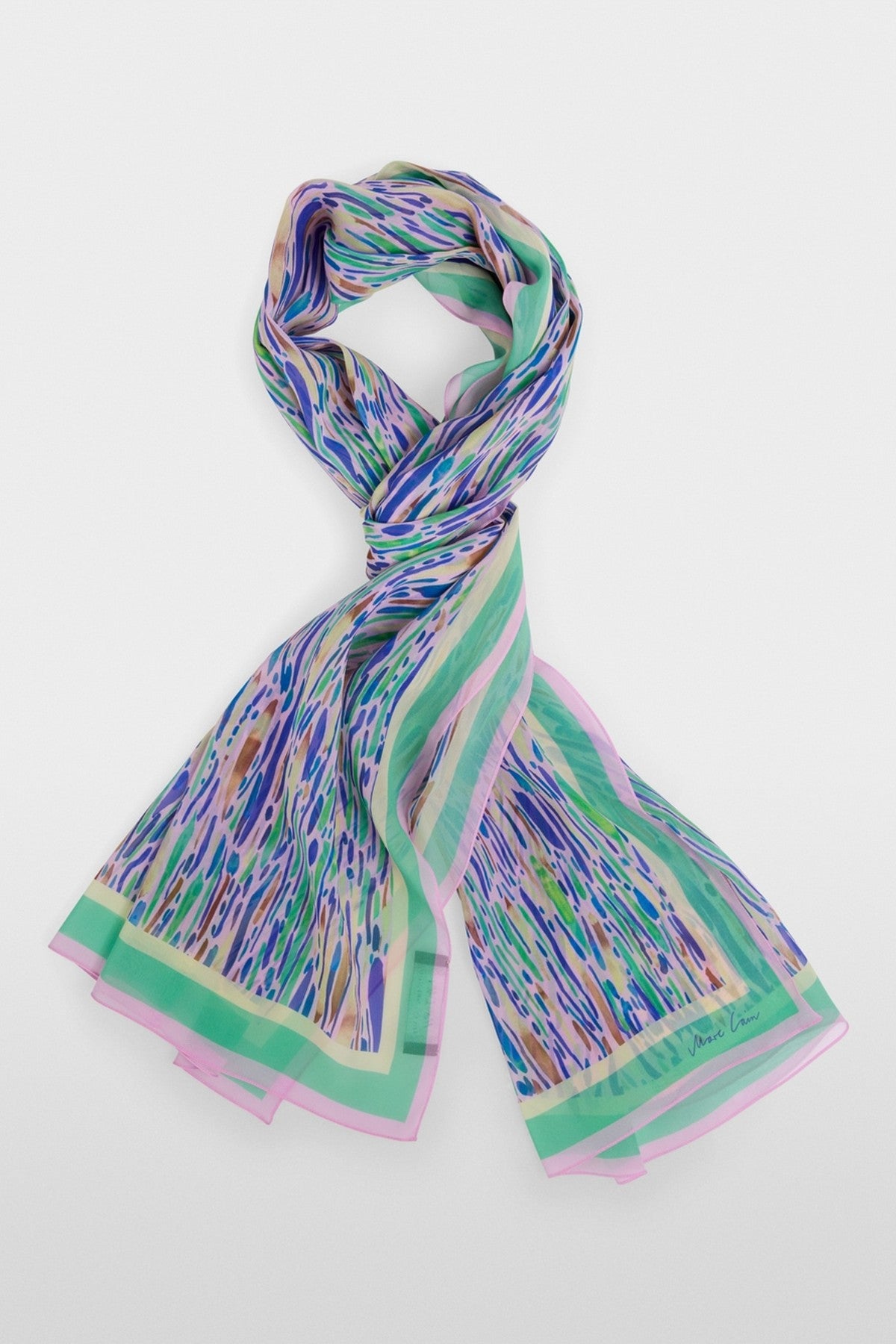 Marc Cain Collections zijden sjaal AC B4.15 Z15 pink tulle.