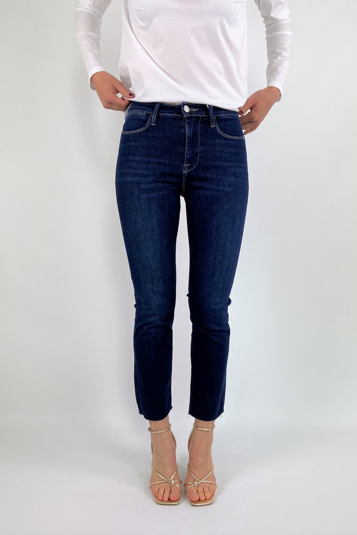 jeans straight uitgerafeld in de kleur mediumblue van het merk Frame