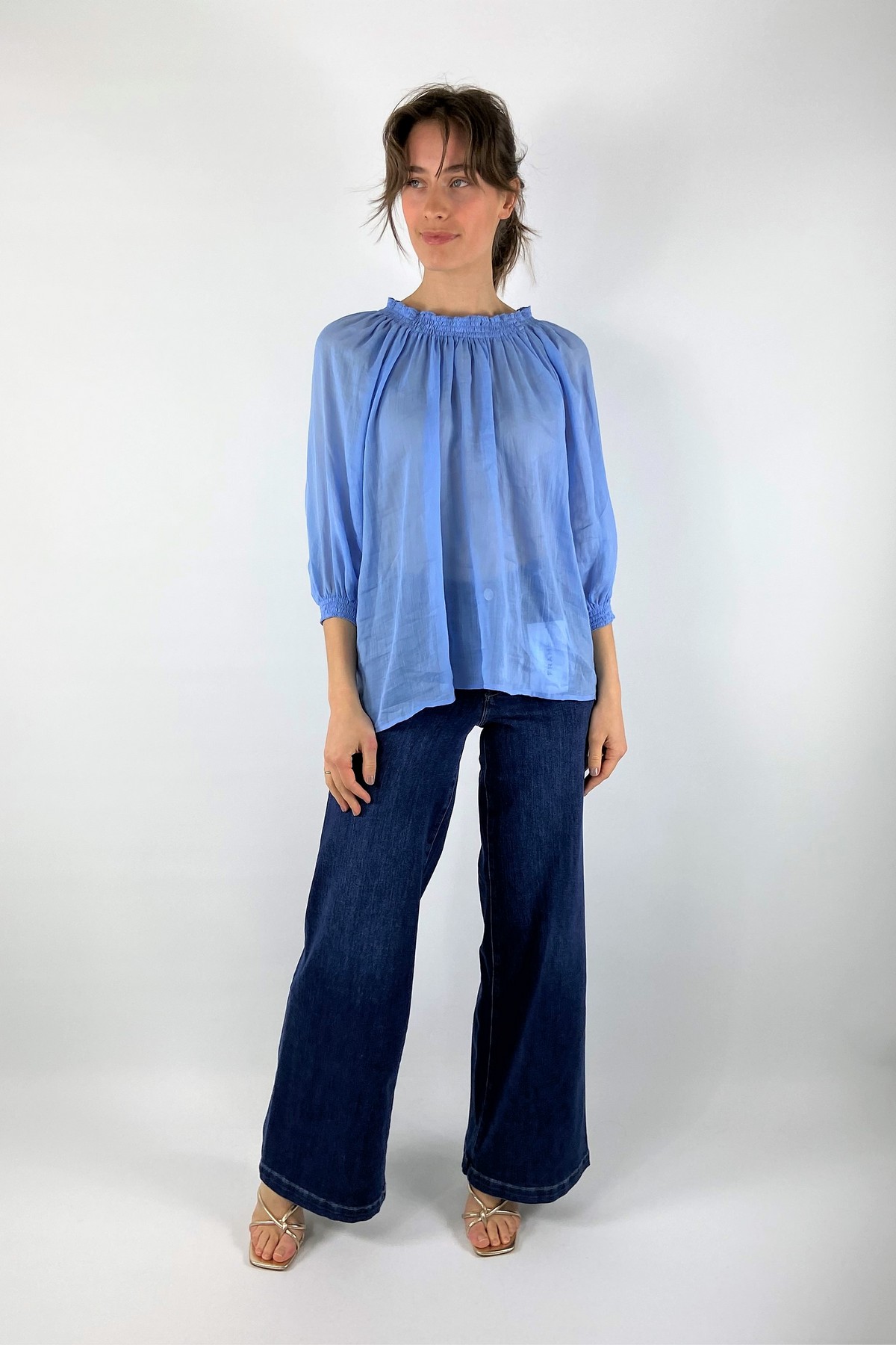 Shirtbloes 100% linnen in de kleur hemelsblauw van het merk Antonelli Firenze
