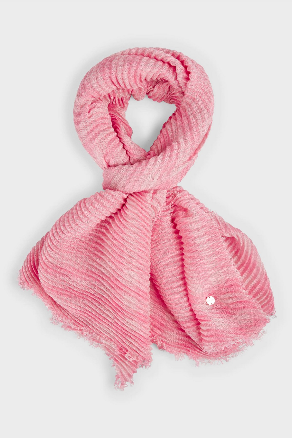Sjaal geribt met franjes in de kleur roze van het merk Marc Cain Collections