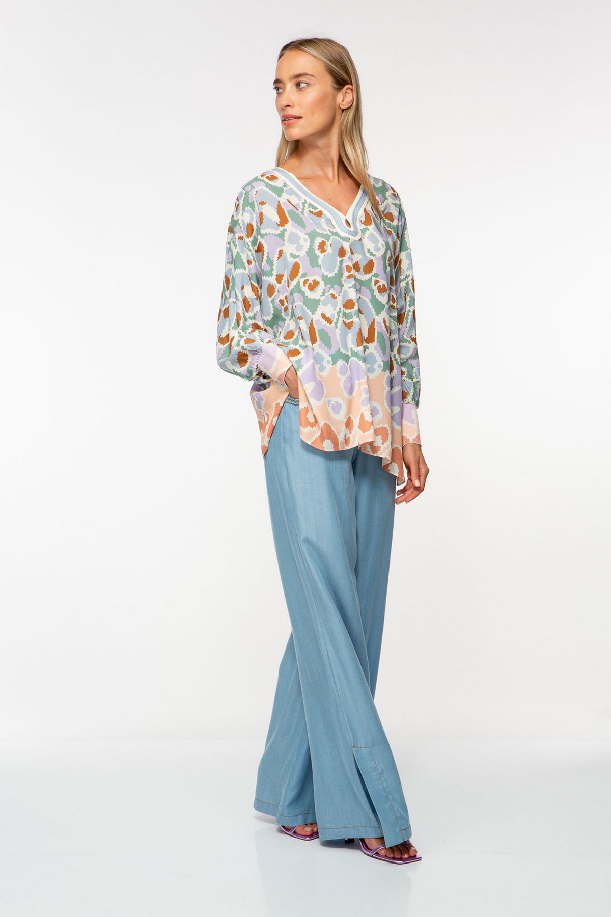 Ivi Collection - Pixel Leo tunic - Bloes V print pastel