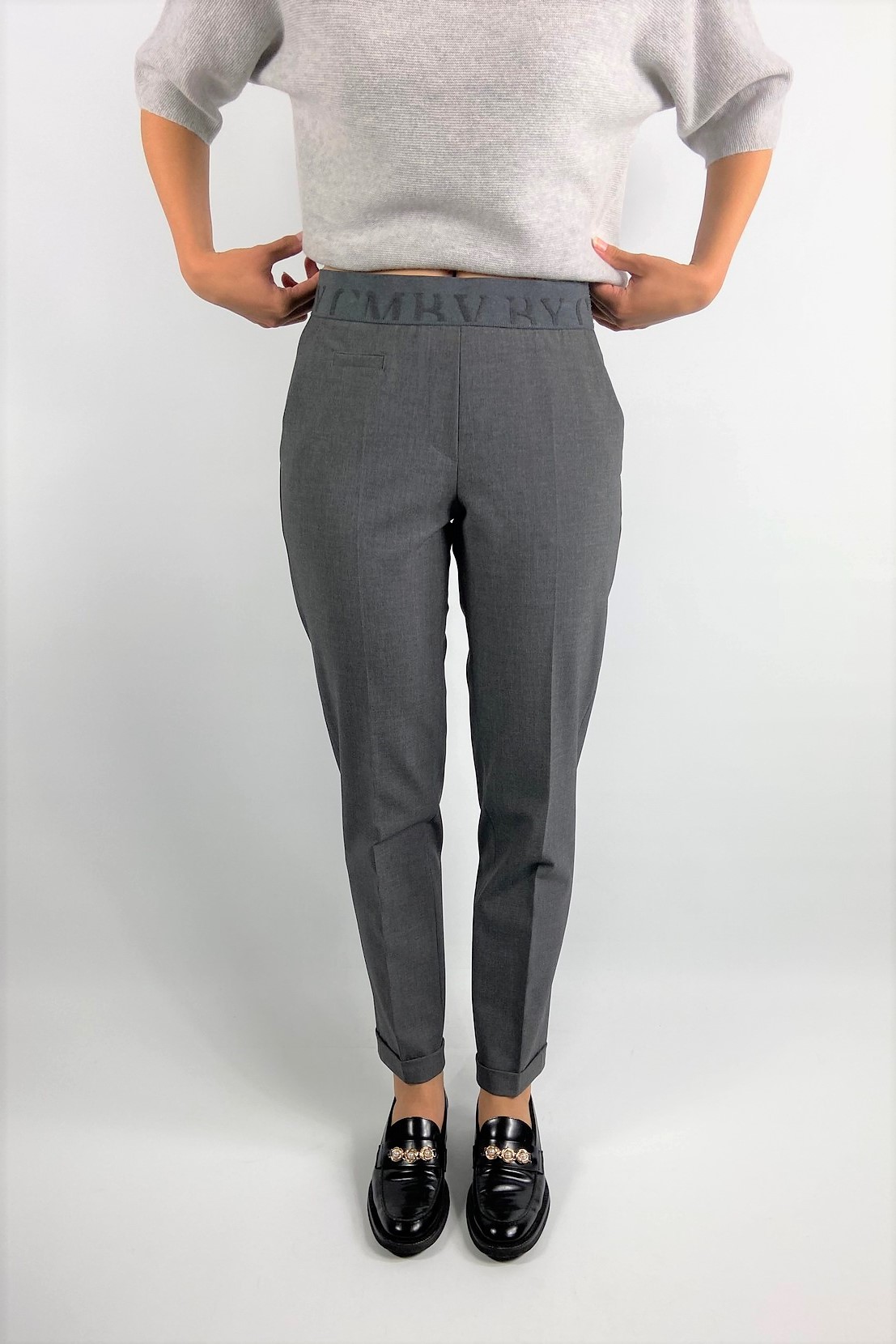 Broek sport habillé elastiek in de kleur asphalt grey van het merk Cambio