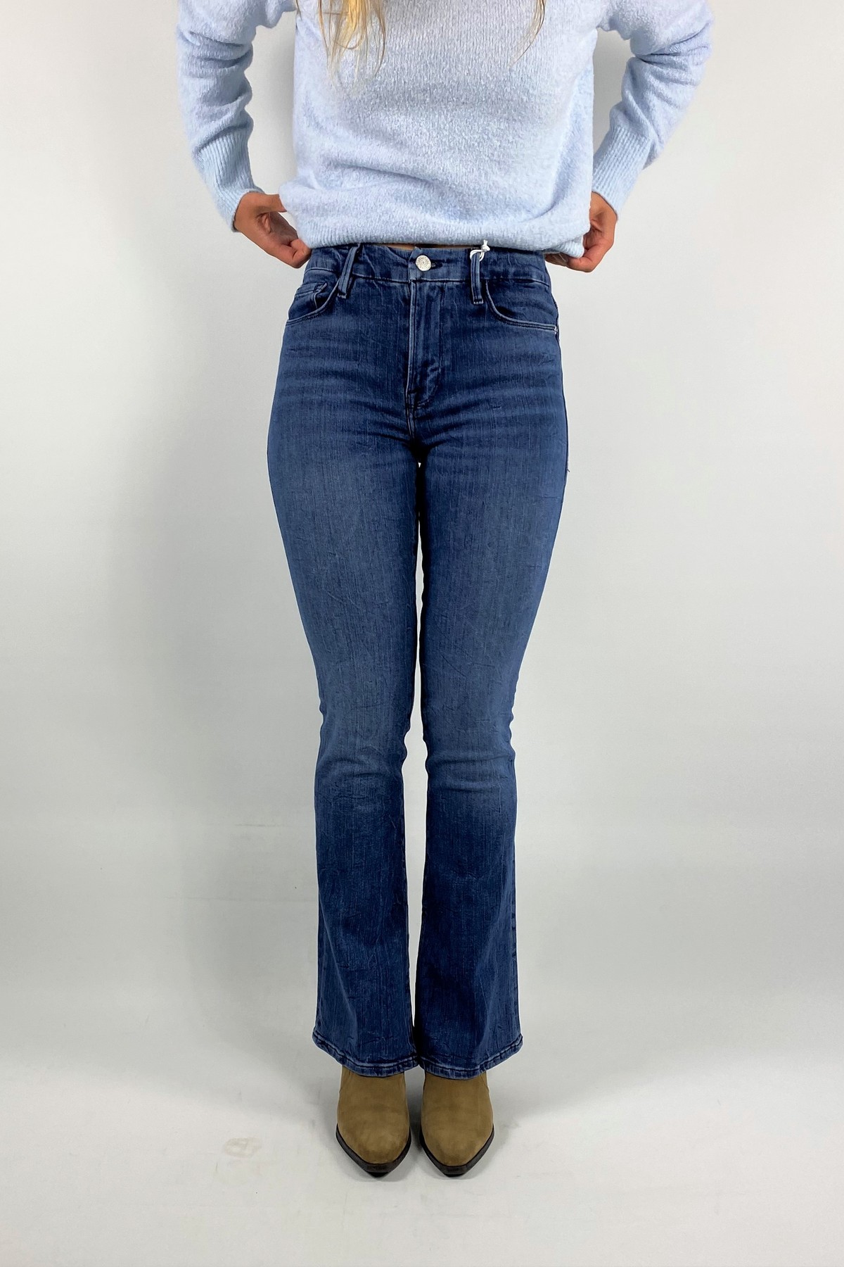 Jeans le miniboot met split in de kleur mediumblue van het merk Frame